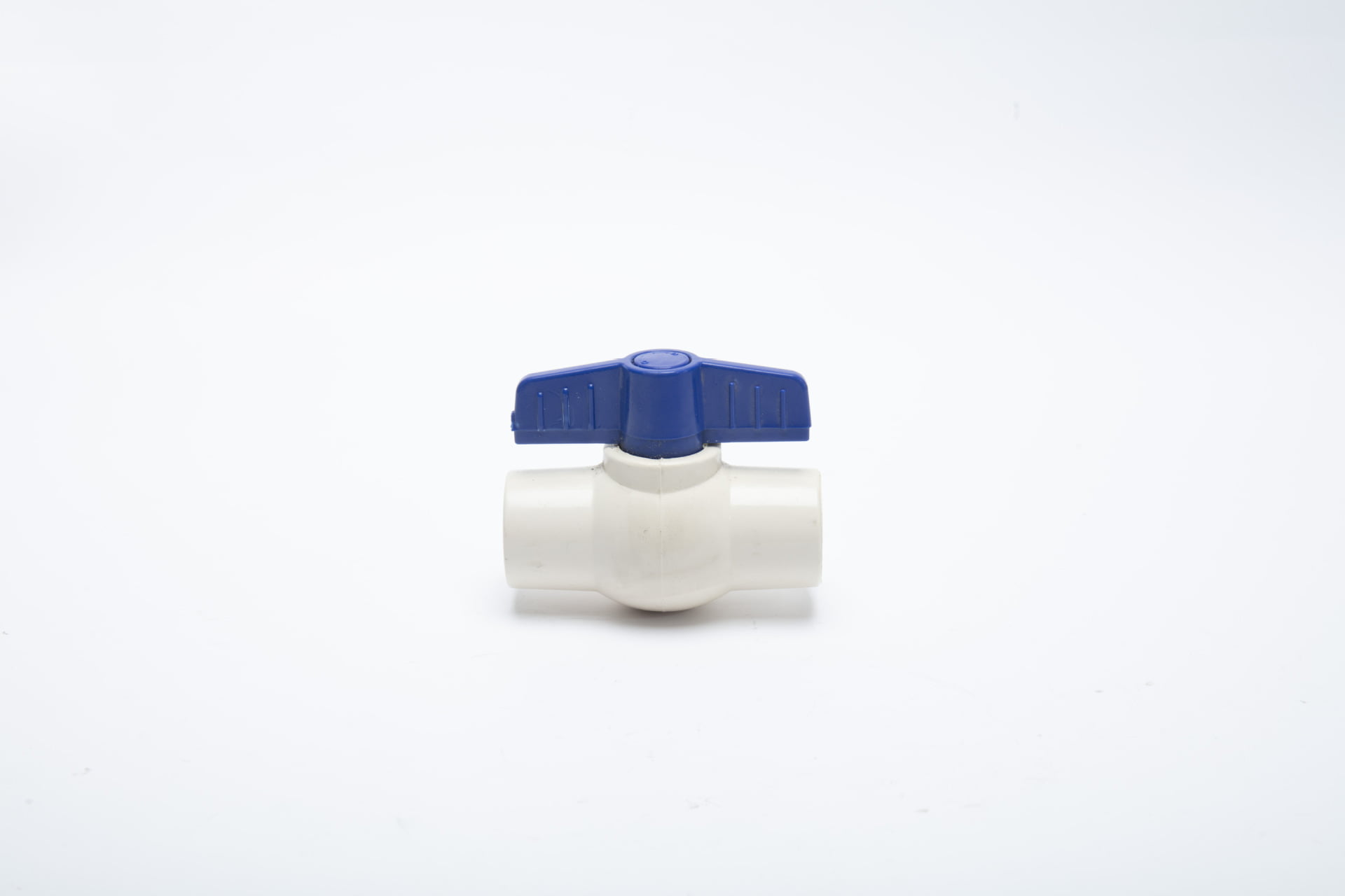 PVC pipe valve